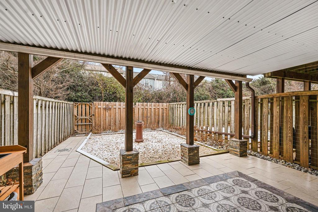 787 GENERAL WALLACE COURT