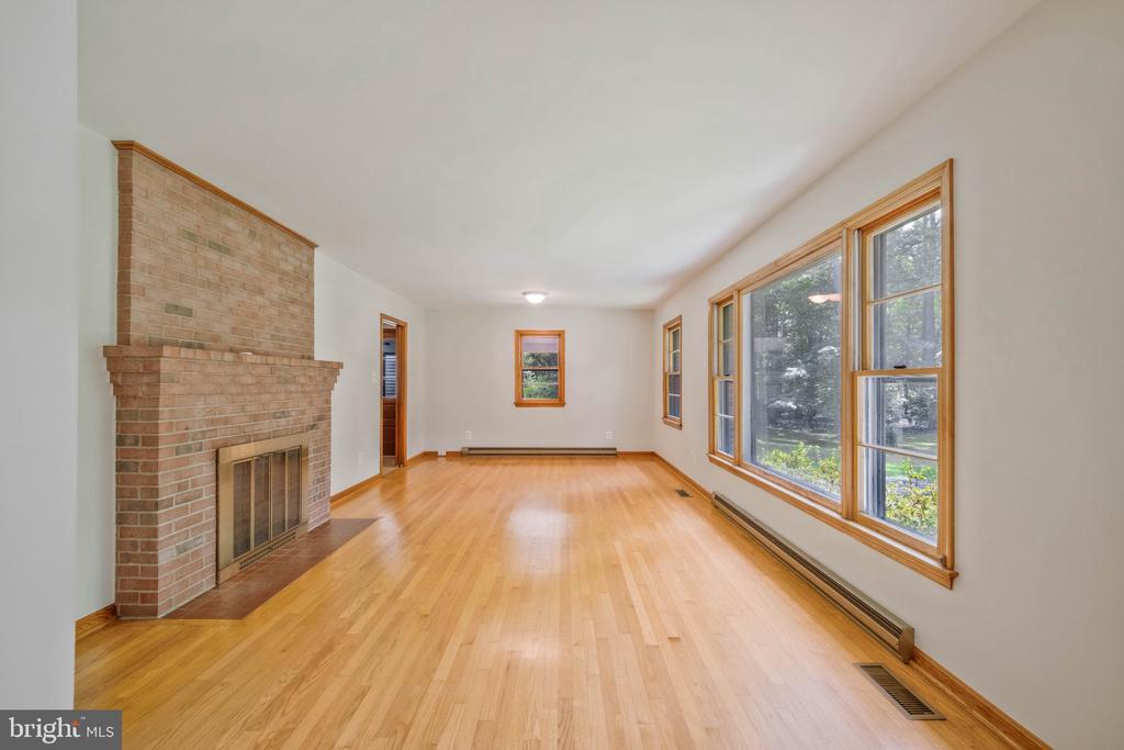 9103 MEETZE ROAD