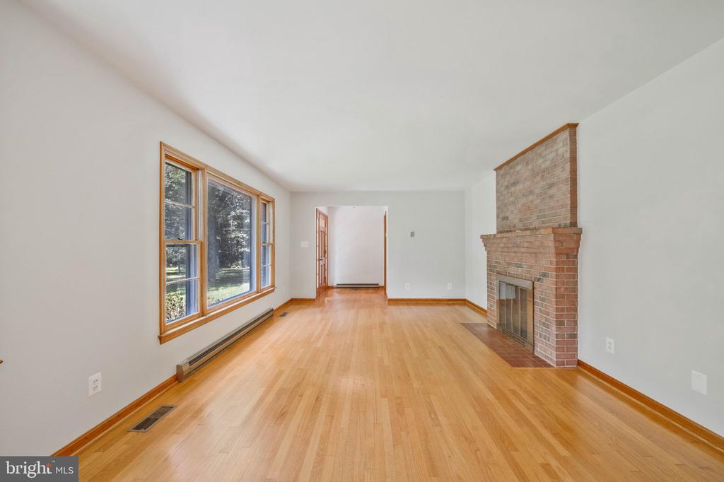 9103 MEETZE ROAD