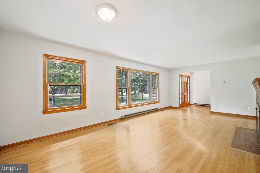 9103 MEETZE ROAD