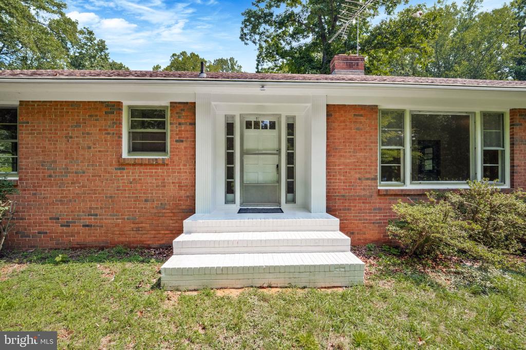 9103 MEETZE ROAD
