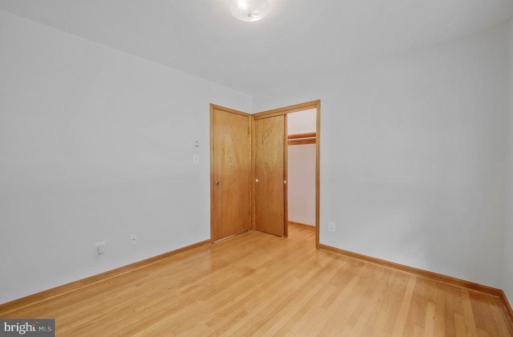 9103 MEETZE ROAD