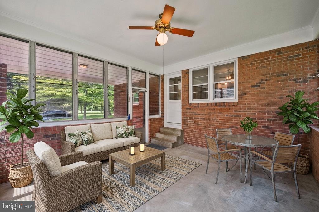 9103 MEETZE ROAD