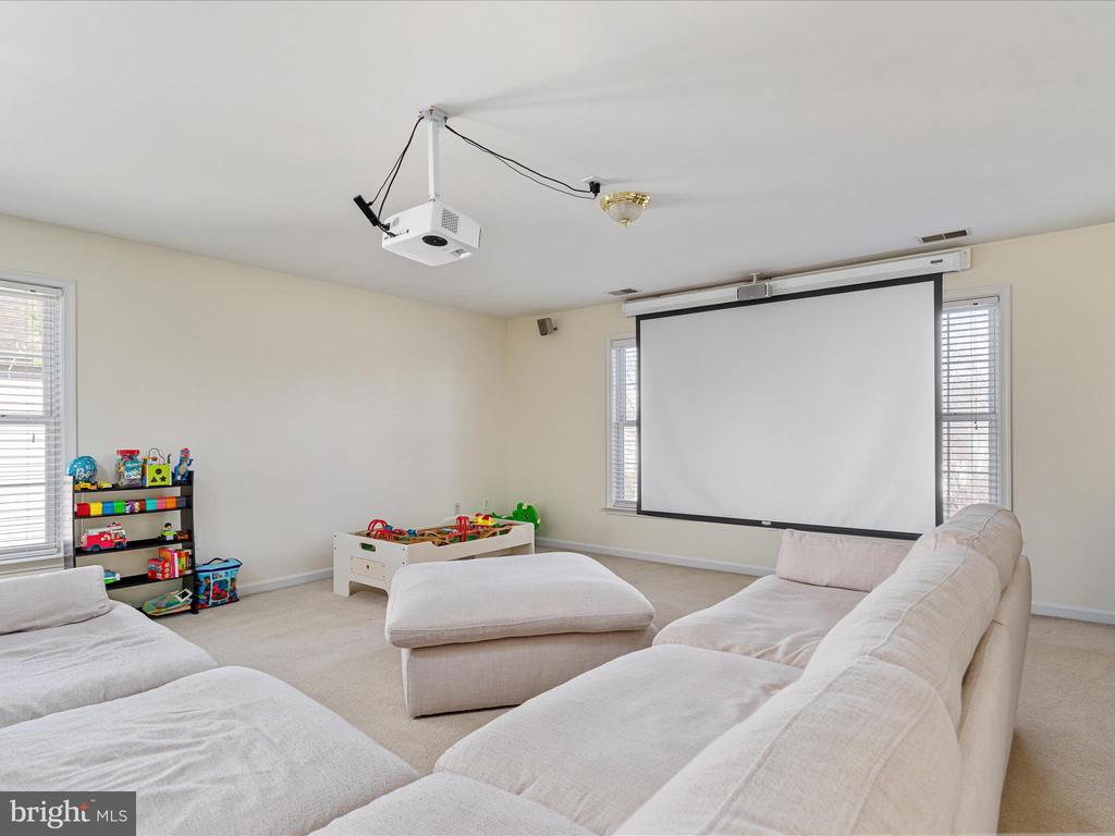 119 CHANCELLORSVILLE DRIVE