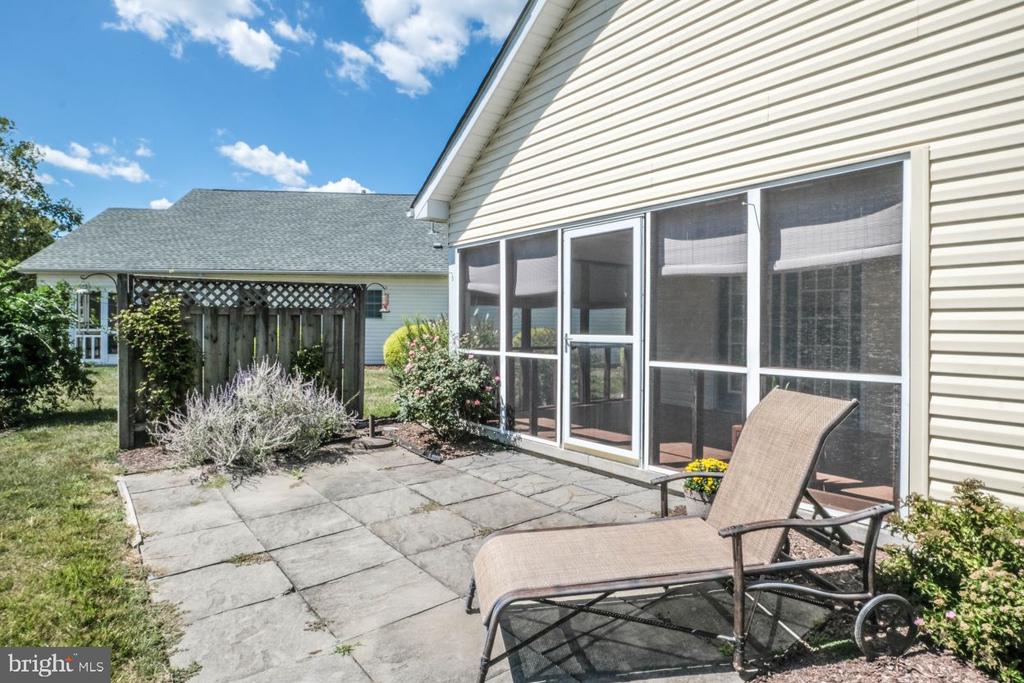 106 CANDLEWICK DRIVE