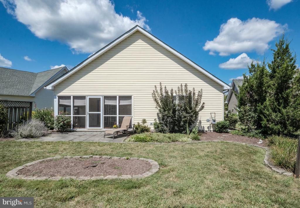 106 CANDLEWICK DRIVE