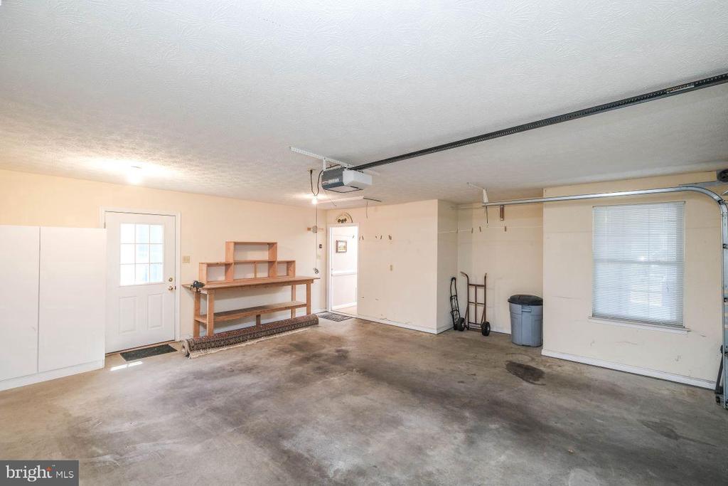 106 CANDLEWICK DRIVE