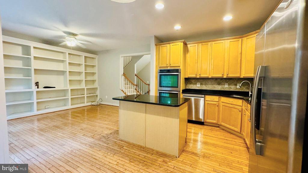 12459 ROSE PATH CIRCLE