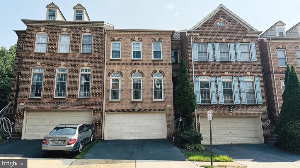 12459 ROSE PATH CIRCLE
