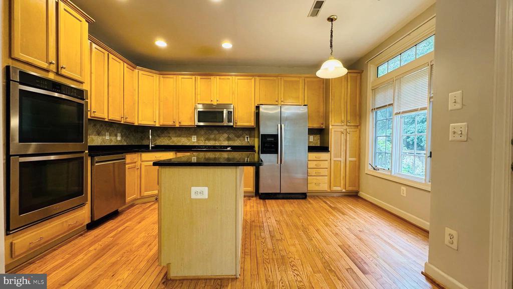 12459 ROSE PATH CIRCLE