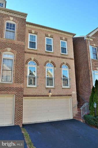12459 ROSE PATH CIRCLE