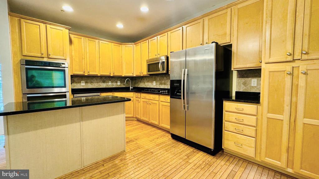 12459 ROSE PATH CIRCLE