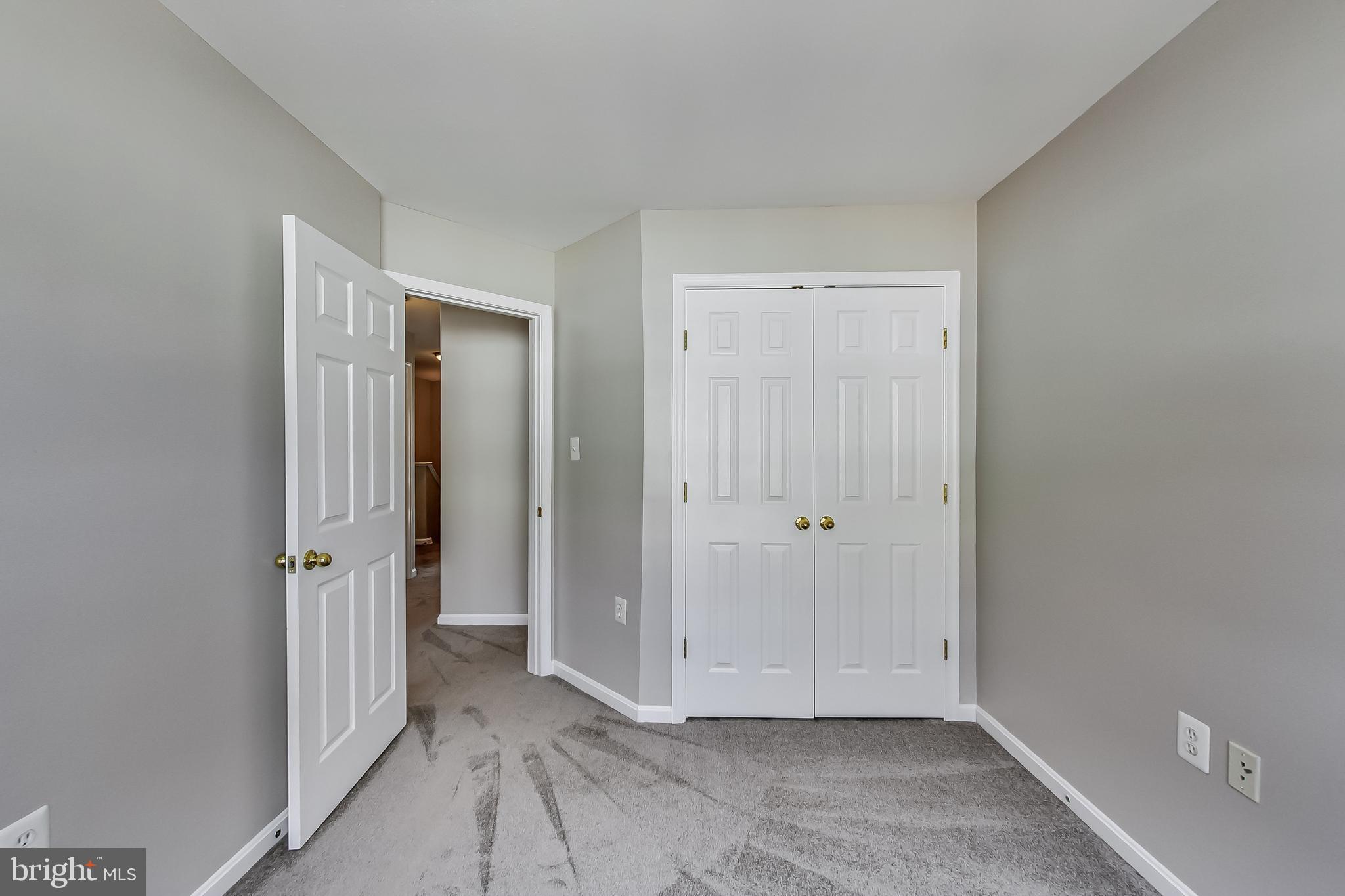4079 FOUNTAINSIDE LANE