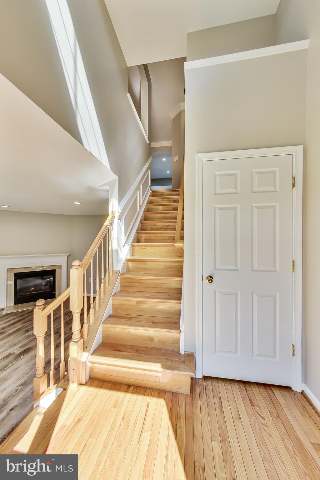 4079 FOUNTAINSIDE LANE