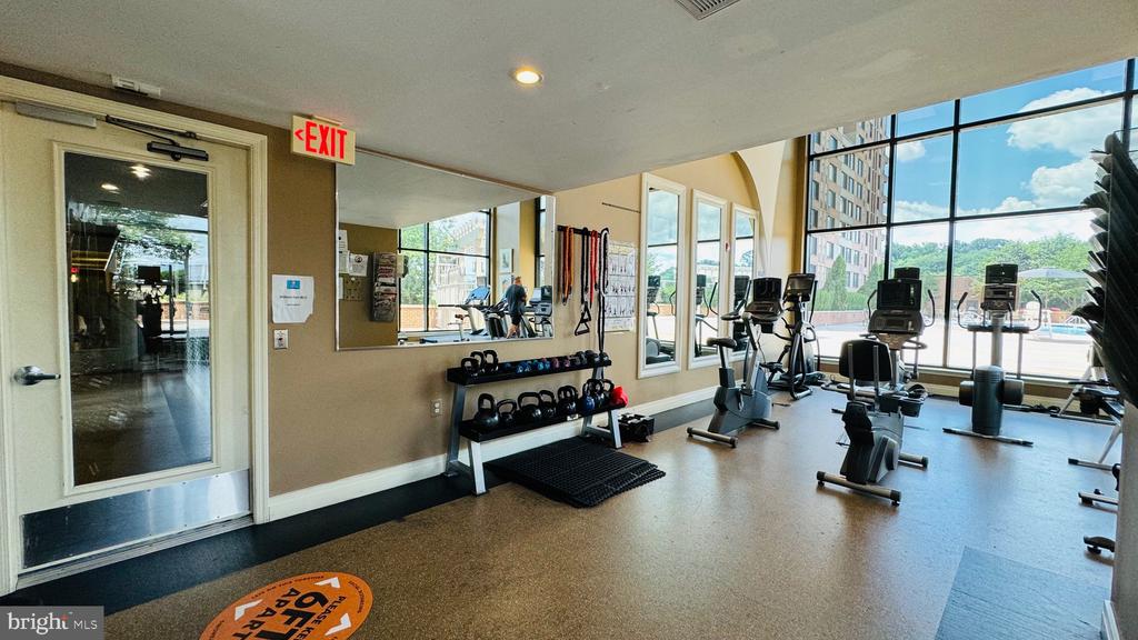 2451 MIDTOWN AVENUE 210