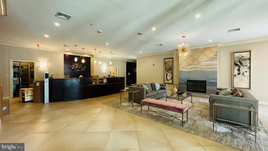 2451 MIDTOWN AVENUE 210