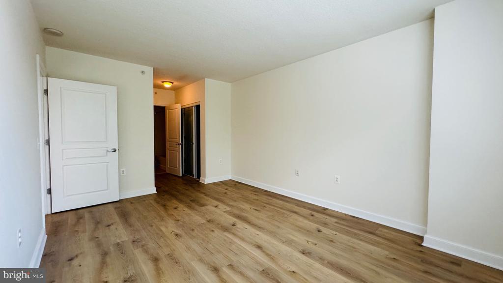 2451 MIDTOWN AVENUE 210