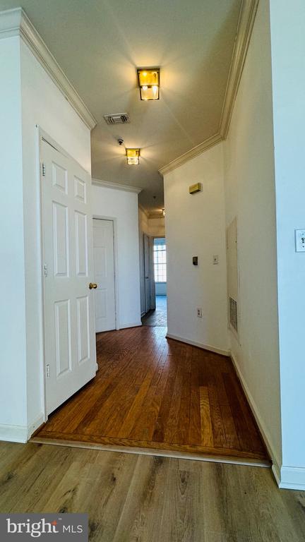 2107 HIGHCOURT LANE 201