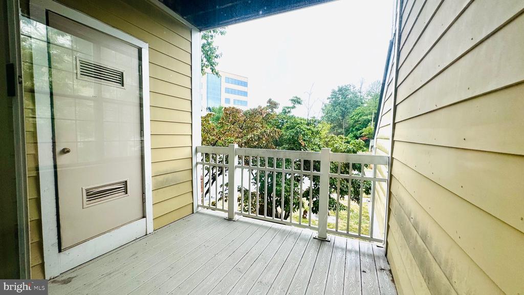 2107 HIGHCOURT LANE 201