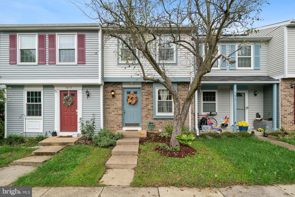 1615 PURPLE SAGE DRIVE