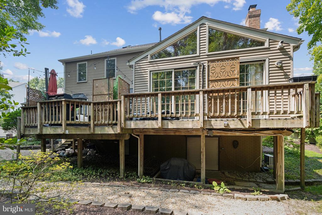 8740 SHADOW LAWN COURT