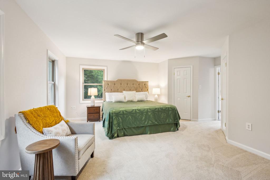 8740 SHADOW LAWN COURT