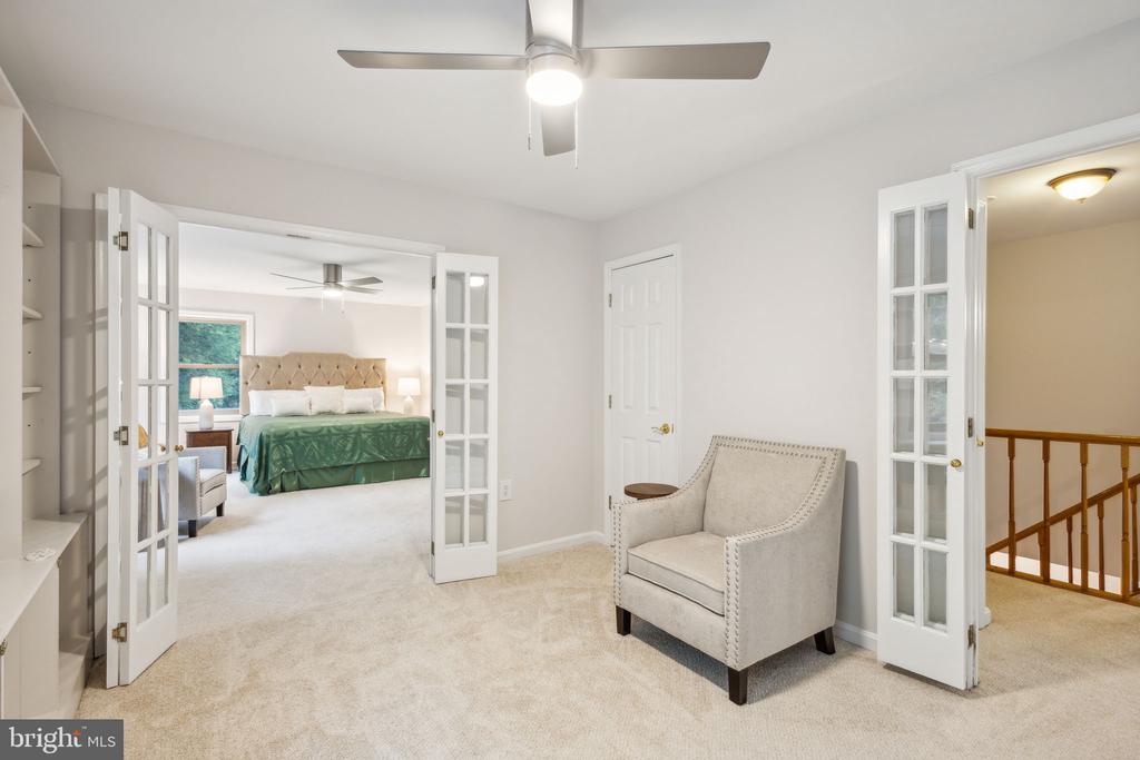 8740 SHADOW LAWN COURT