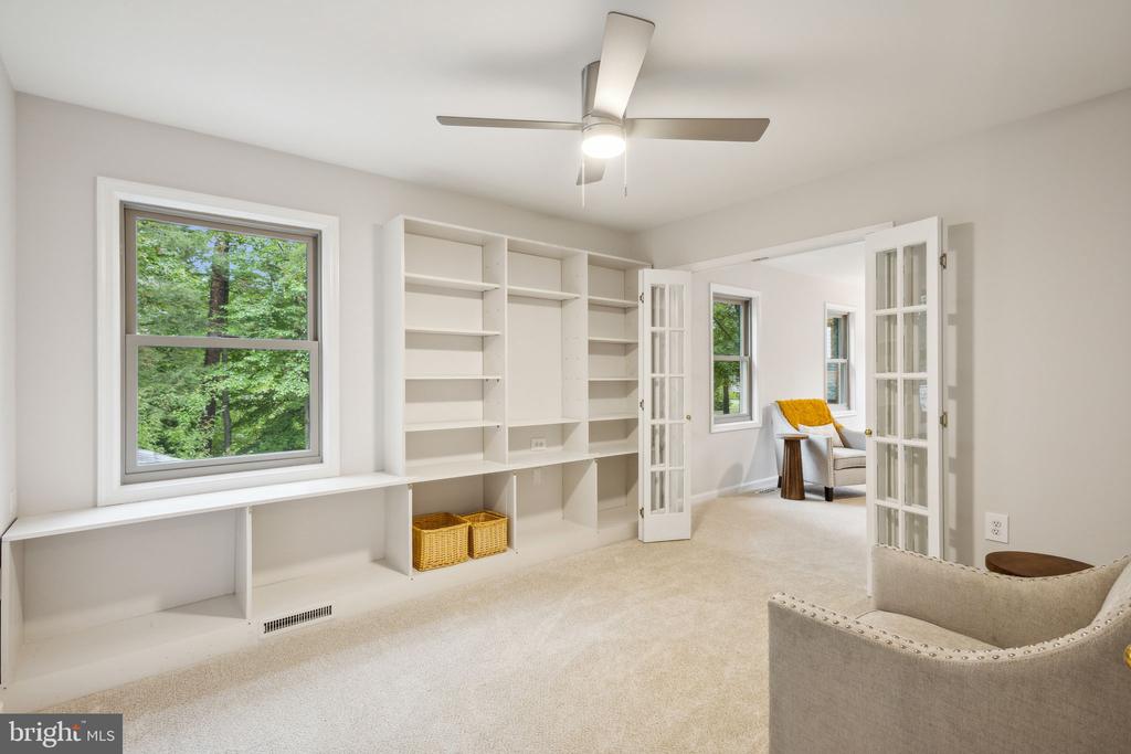 8740 SHADOW LAWN COURT