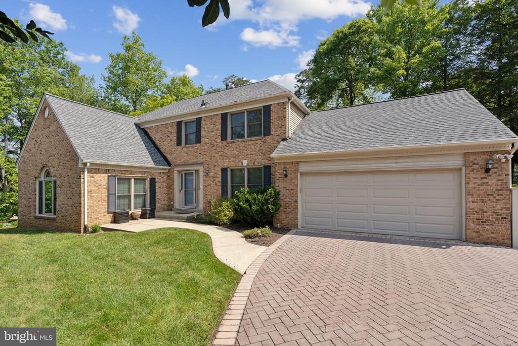 8740 SHADOW LAWN COURT
