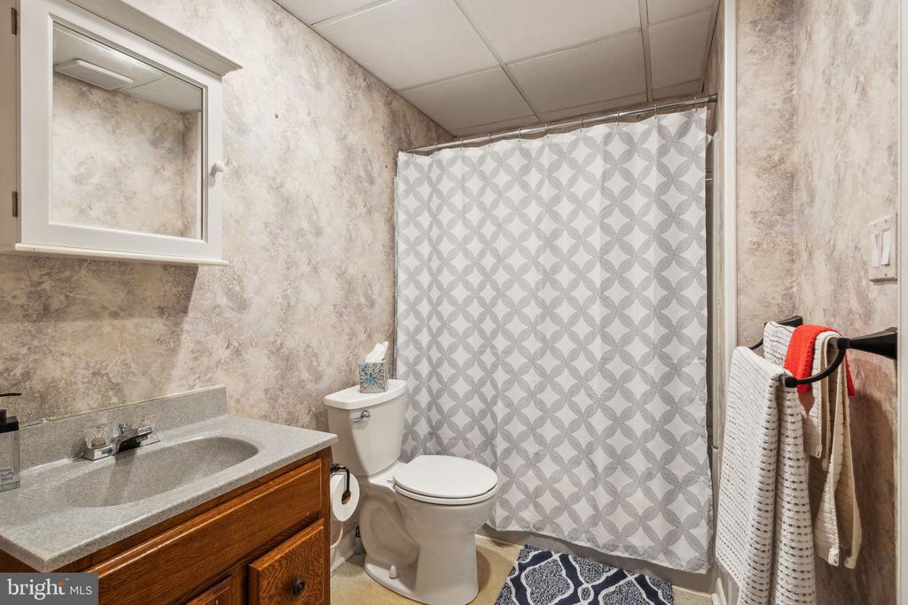 8740 SHADOW LAWN COURT