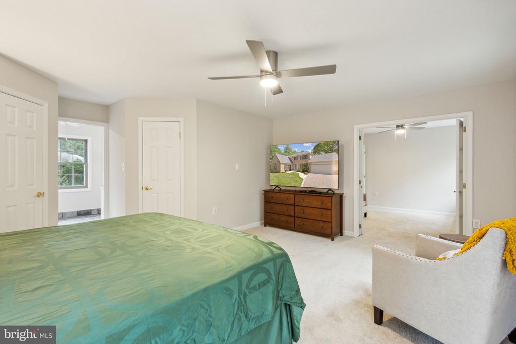 8740 SHADOW LAWN COURT