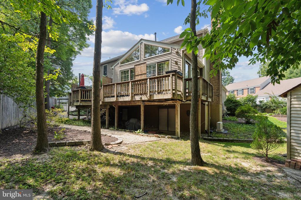 8740 SHADOW LAWN COURT