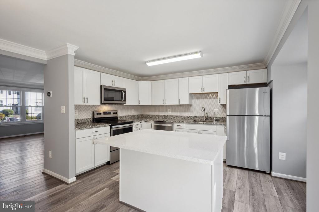 13861 LAURA RATCLIFF COURT