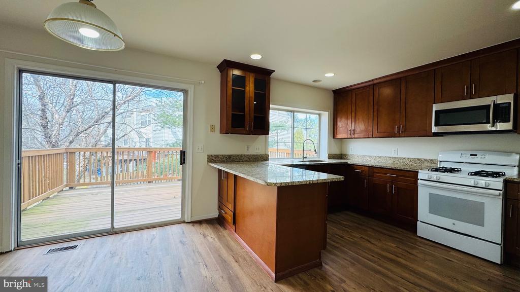 1057 LEXUS WAY