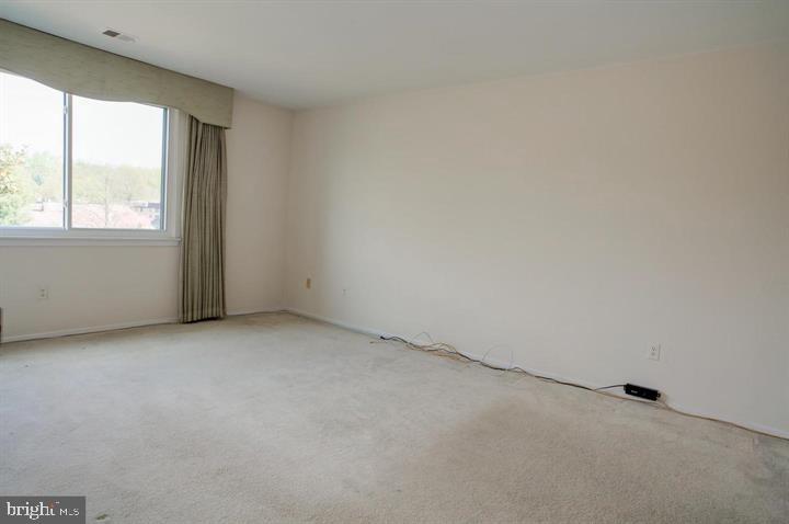 2817 JERMANTOWN ROAD 402