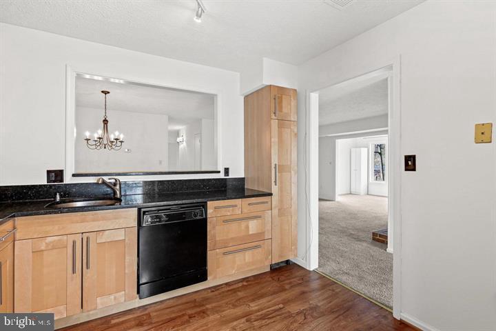 2222 HUNTERS RUN DRIVE 2222