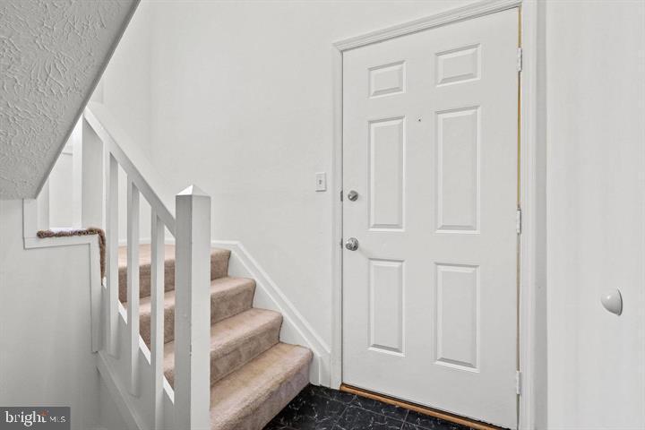2222 HUNTERS RUN DRIVE 2222