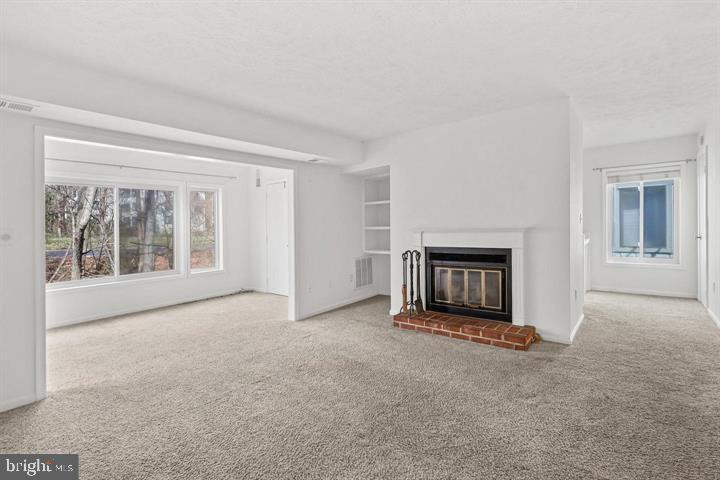 2222 HUNTERS RUN DRIVE 2222