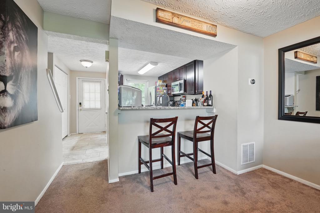 8706 PINNACLE ROCK COURT