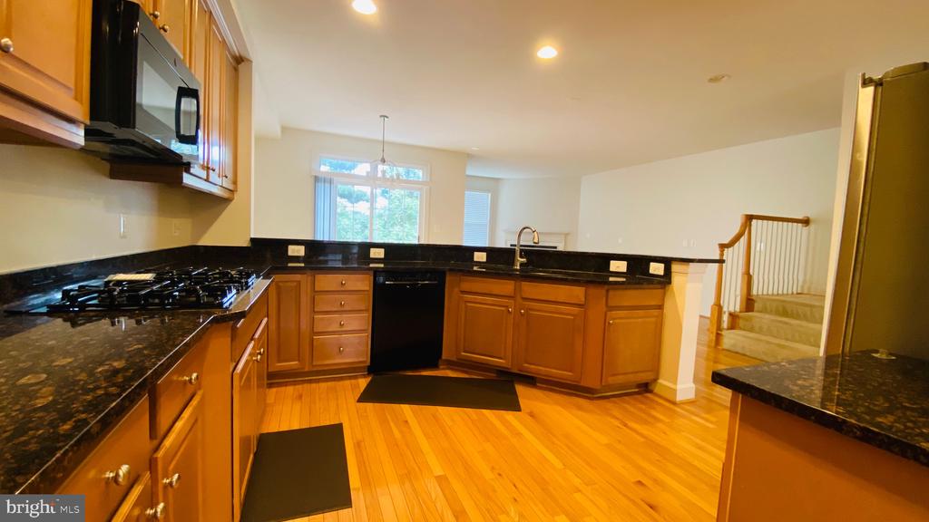2978 THOMPSON PARK LANE