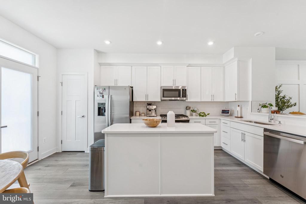 14044 SUNRISE VALLEY DRIVE