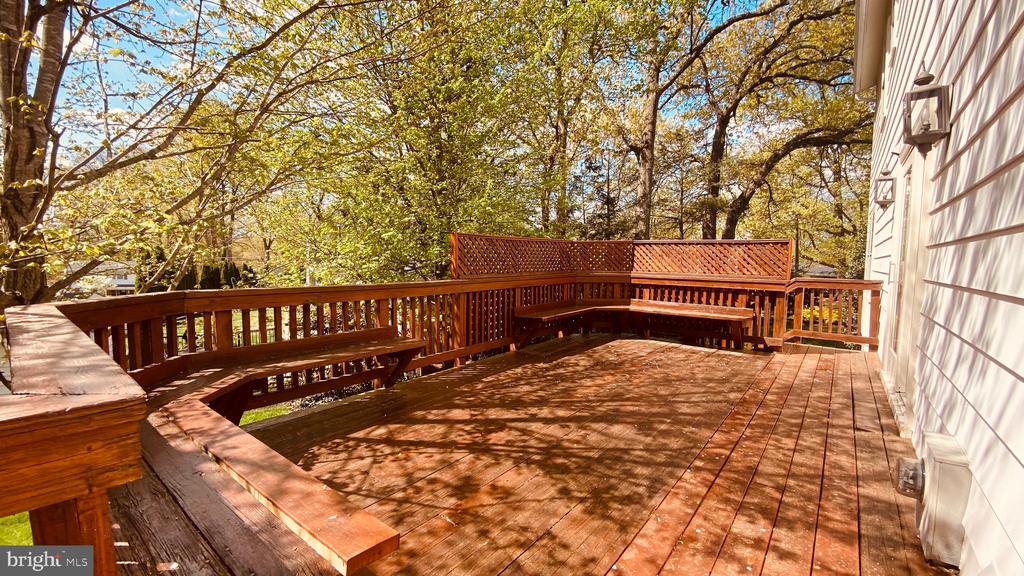 9203 SHARI DRIVE