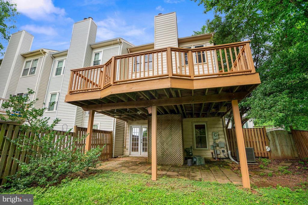 5136 GLEN MEADOW DRIVE