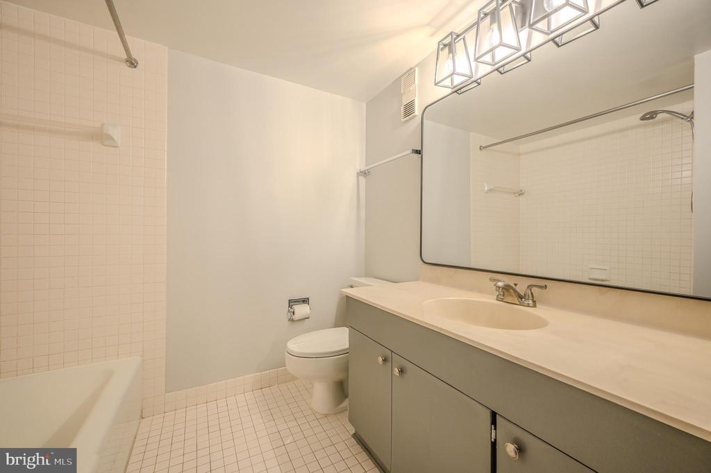 3713 GEORGE MASON DRIVE 201W