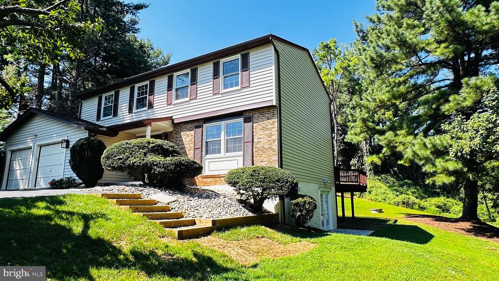 1140 RIVA RIDGE DRIVE