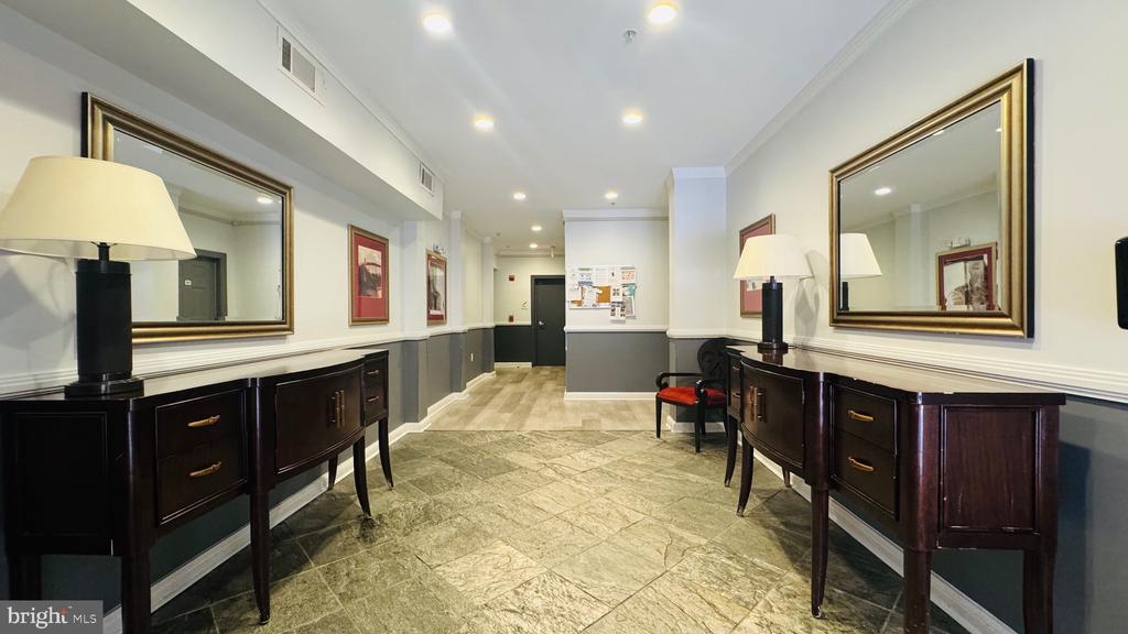 9480 VIRGINIA CENTER BOULEVARD 214