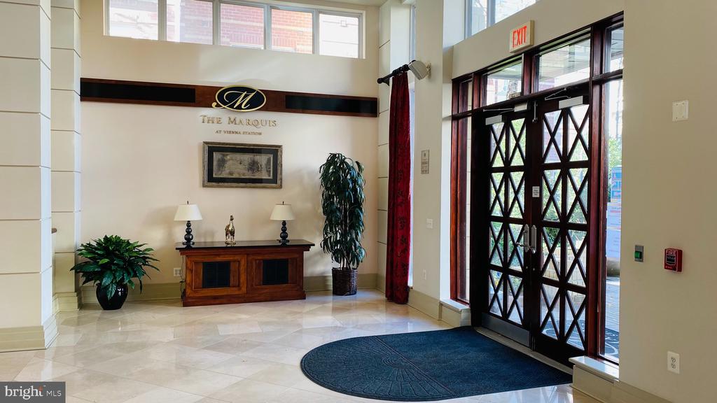 9480 VIRGINIA CENTER BOULEVARD 214