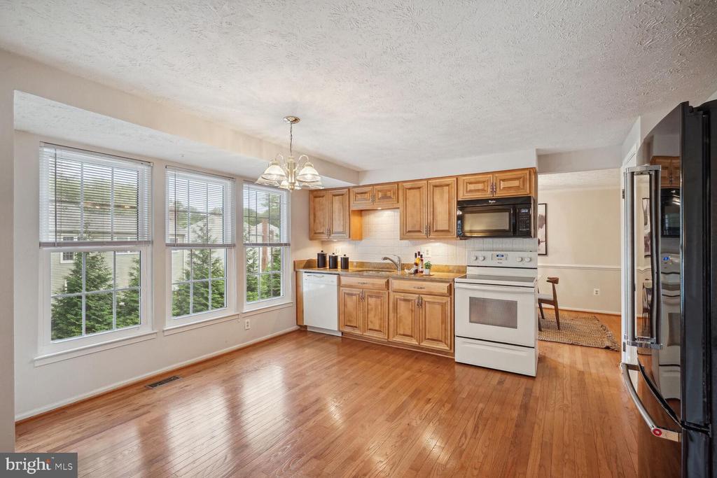 6311 FALLING BROOK DRIVE