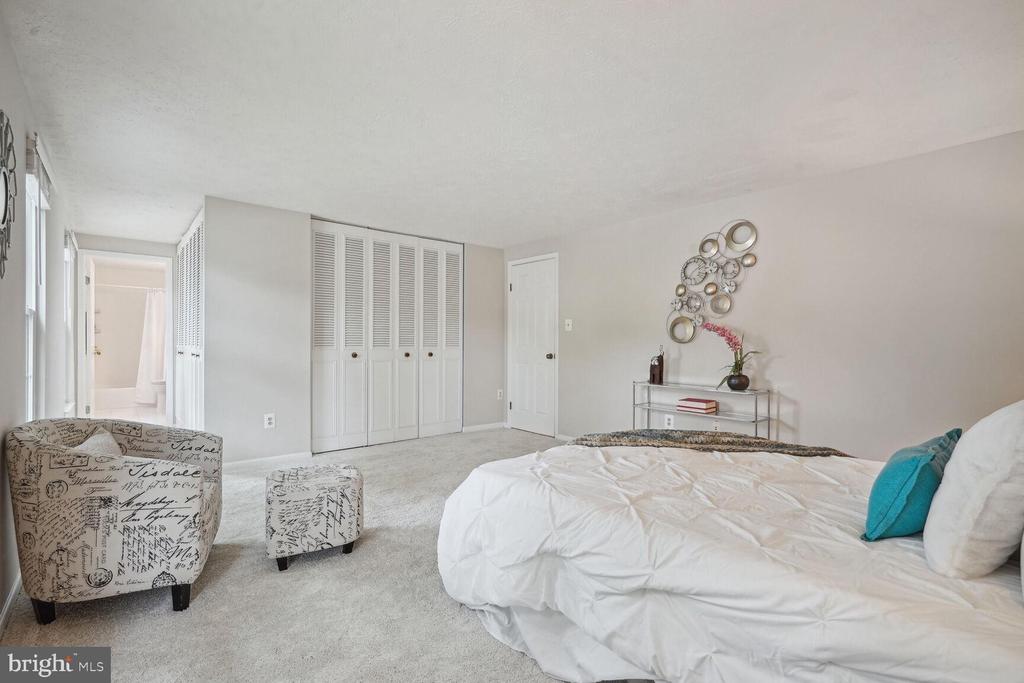 6311 FALLING BROOK DRIVE