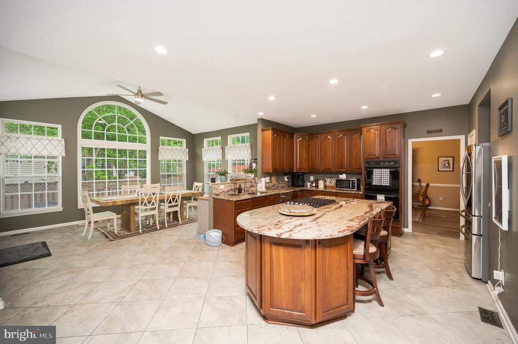 3625 DREWS COURT
